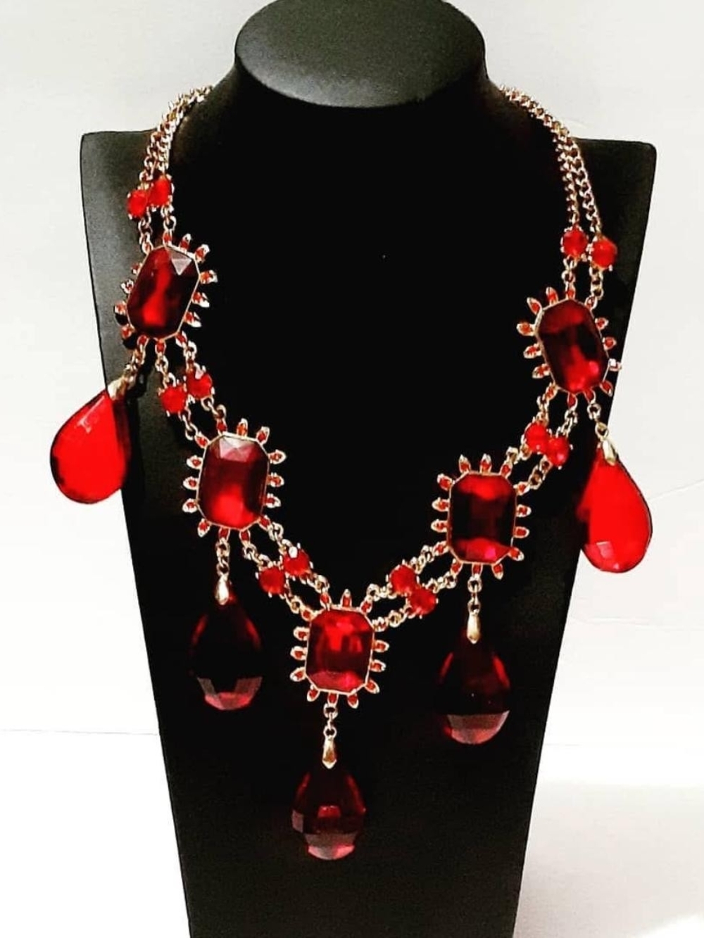 Red Statement Crystal Necklace - Fashion Brand